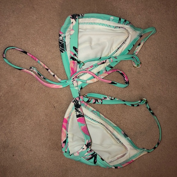 Bathing suit top - Picture 3 of 5